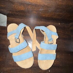 Universal Thread Light Blue Women's Sandals